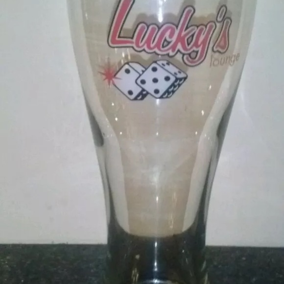 Lucky's Lounge Dice Craft 20 oz. Beer Glass - Picture 4 of 5